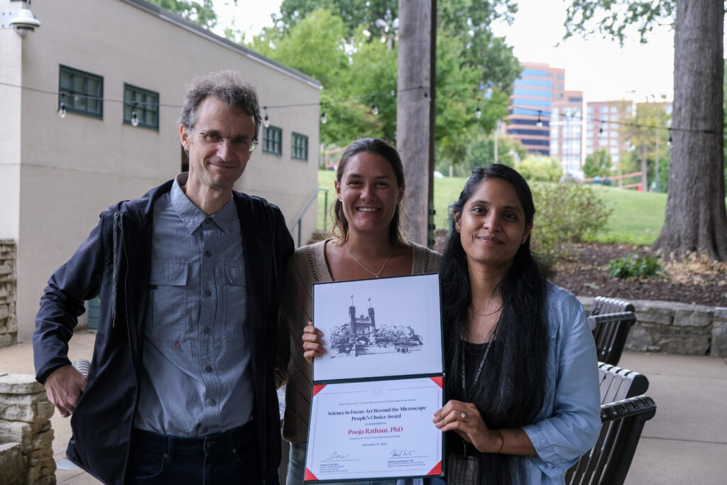 Pooja Rathaur, PhD, of the Bassnett Lab